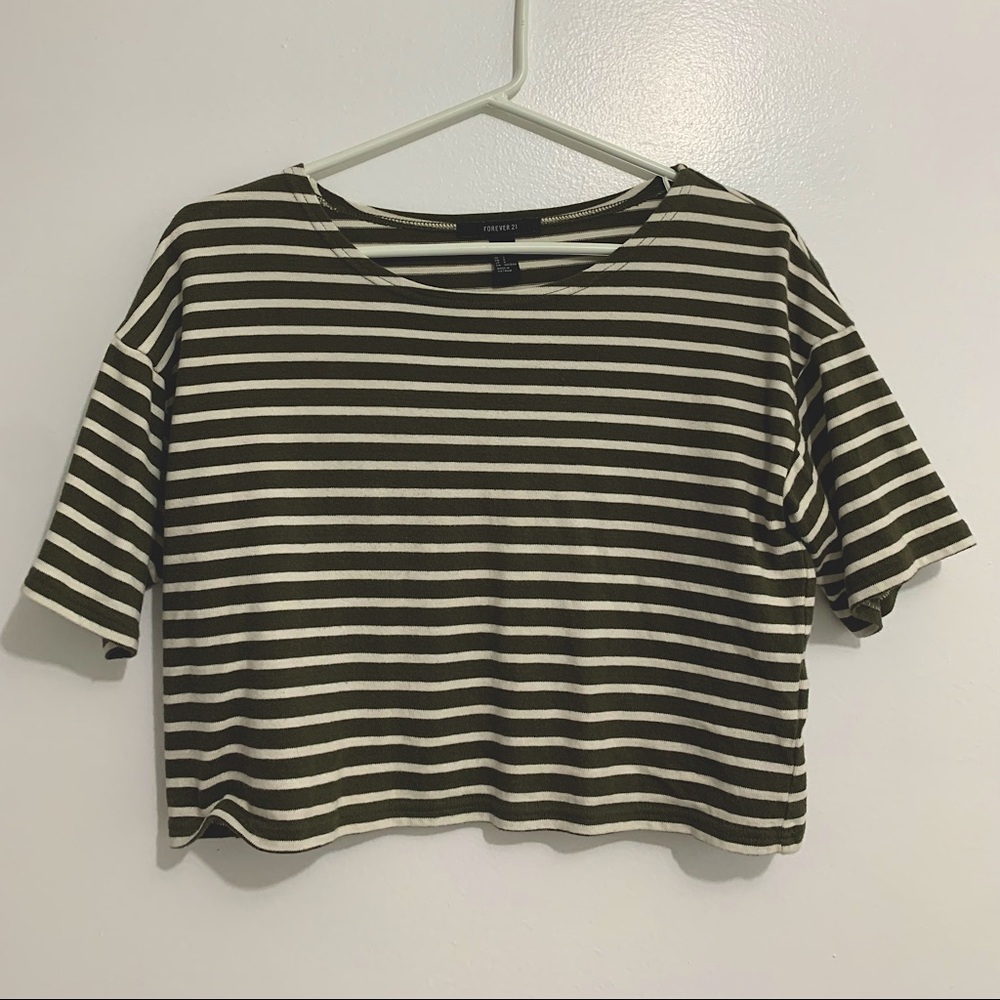 FOREVER21 CROP TEE